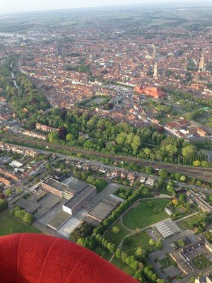 champagne balloon ride Bruges